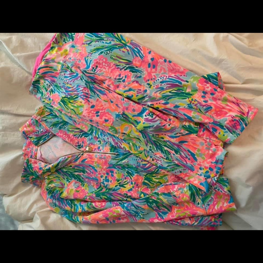 Lilly Pulitzer workout set!